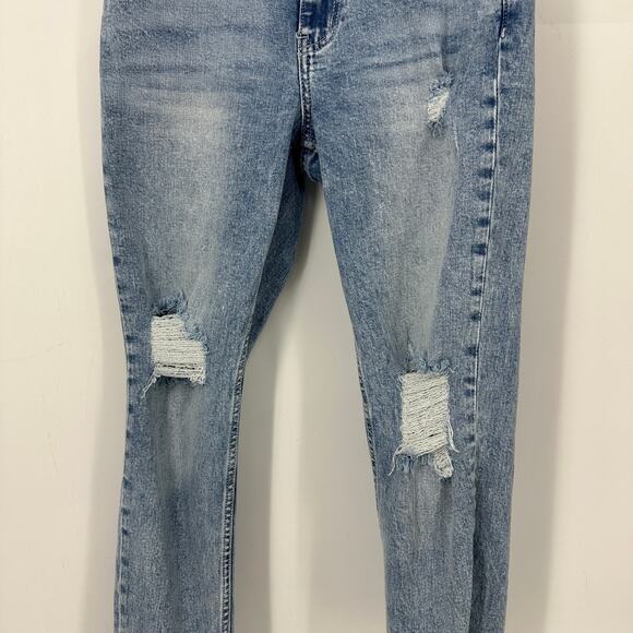 Decjuba ripped girlfriend jeans size 4 light wash cropped australia - Picture 3 of 11